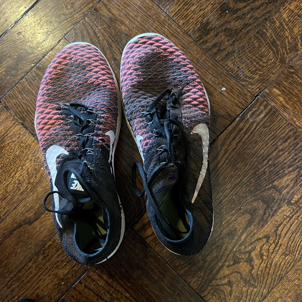 Nike fly knit training shoes